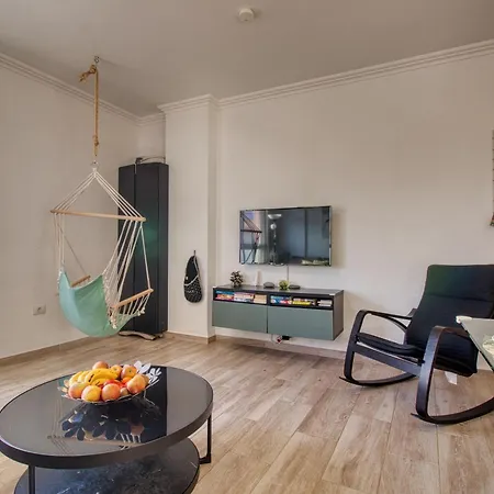 Casa Canaria Bei Golf Del Sur Mit Meerblick Jacuzzi 4 Schlafzimmer Und 2 Badezimmer Perfekt Fuer Familien Und Gruppen San Miguel de Abona