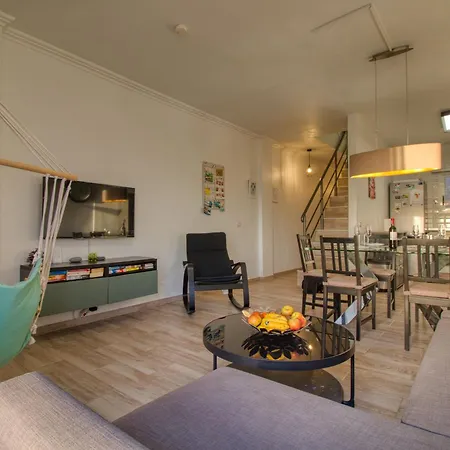 Casa Canaria Bei Golf Del Sur Mit Meerblick Jacuzzi 4 Schlafzimmer Und 2 Badezimmer Perfekt Fuer Familien Und Gruppen San Miguel de Abona
