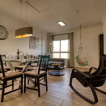 Casa Canaria Bei Golf Del Sur Mit Meerblick Jacuzzi 4 Schlafzimmer Und 2 Badezimmer Perfekt Fuer Familien Und Gruppen * San Miguel de Abona