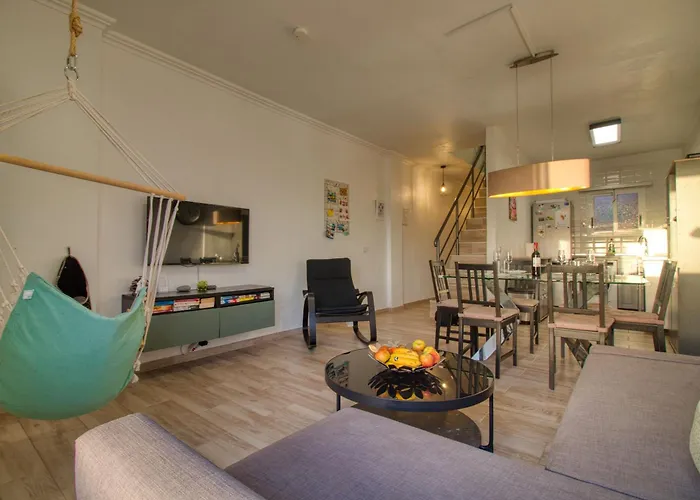 Casa Canaria Bei Golf Del Sur Mit Meerblick Jacuzzi 4 Schlafzimmer Und 2 Badezimmer Perfekt Fuer Familien Und Gruppen San Miguel de Abona