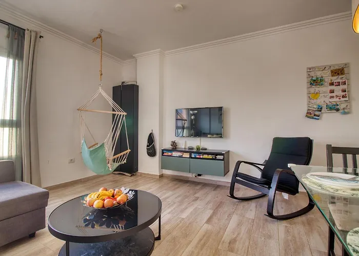 Casa Canaria Bei Golf Del Sur Mit Meerblick Jacuzzi 4 Schlafzimmer Und 2 Badezimmer Perfekt Fuer Familien Und Gruppen San Miguel de Abona